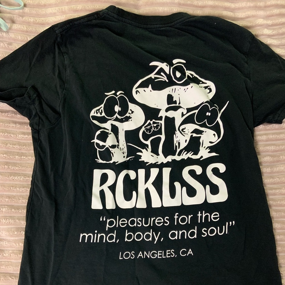 reckless tshirt - Picture 2 of 2